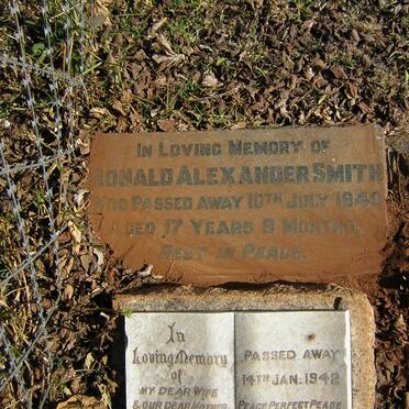 SMITH Mary Currie -1942 :: SMITH Ronald Alexander -1940