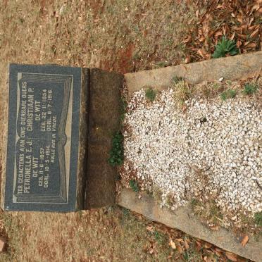 WIT Christiaan P., de 1854-1916 &amp; Petronella E.J. 1857-1914