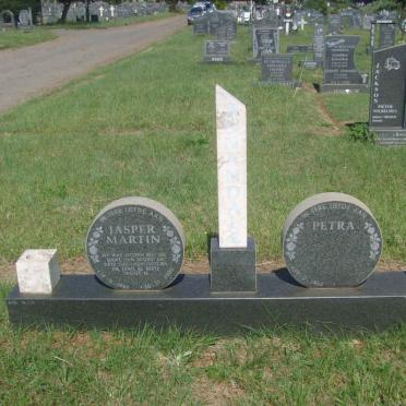 ANNANDALE Jasper Martin 1956-2000 &amp; Petra 1954-