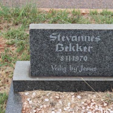 BEKKER Stevannes -1970