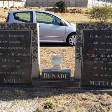 BENADE Jan Frederick Jacobus 1910-19?? &amp; Maria Magdalena COETZEE 1912-1997