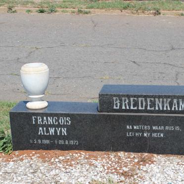 BREDENKAMP Francois Alwyn 1901-1973 &amp; Magdalena Josina 1903-1980