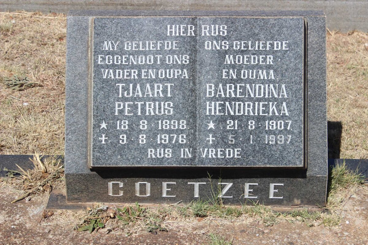 COETZEE Tjaart Petrus 1898-1976 &amp; Barendina Hendrieka 1907-1997