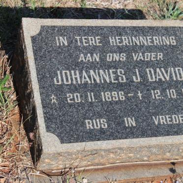 DAVIDS Johannes J. 1896-1982 &amp; Hester M. 1903-1963
