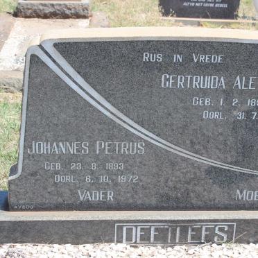 DEETLEFS Johannes Petrus 1893-1972 &amp; Gertruida Aletta Louisa 1899-1985