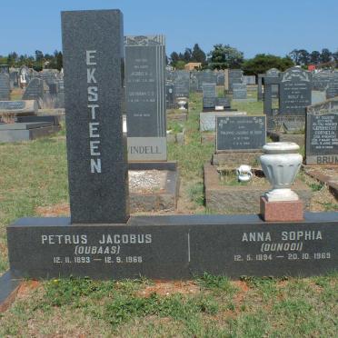 EKSTEEN Petrus Jacobus 1893-1968 &amp; Anna Sophia 1894-1969