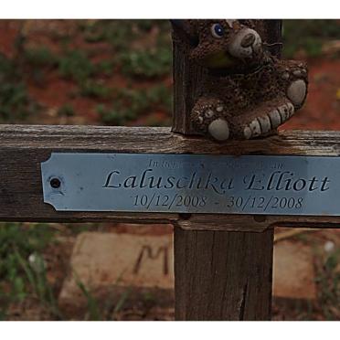 ELLIOTT Laluschka 2008-2008