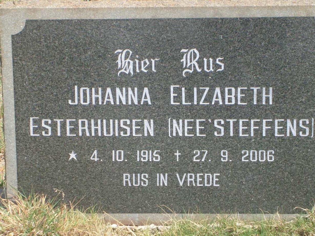 ESTERHUISEN Johanna Elizabeth nee STEFFENS 1915-2006