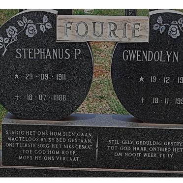 FOURIE Stephanus P. 1911-1988 &amp; Gwendolyn A. 1917-1991