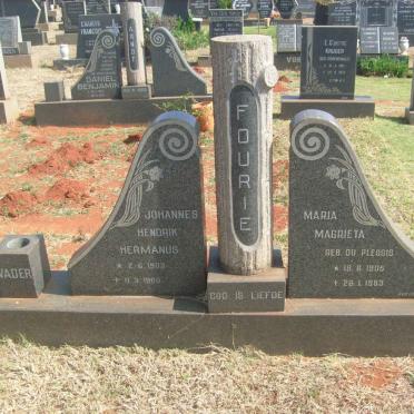 FOURIE Johannes Hendrik Hermanus 1903-1980 &amp; Maria Magrieta DU PLESSIS 1905-1983