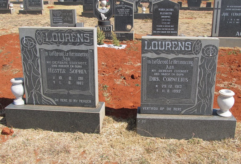 LOURENS Dirk Cornelius 1913-1992 &amp; Hester Sophia 1911-1987
