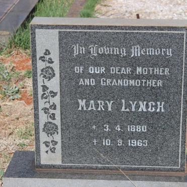 LYNCH Mary 1880-1963