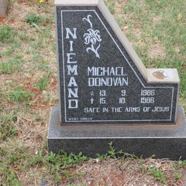 NIEMAND Michael Donovan 1986-1986