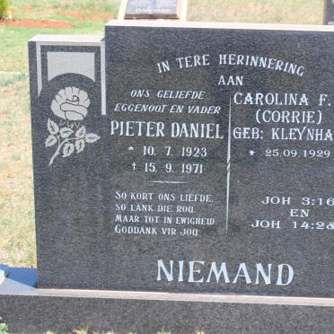 NIEMAND Pieter Daniel 1923-1971 &amp; Carolina F.M. KLEYNHANS 1929-