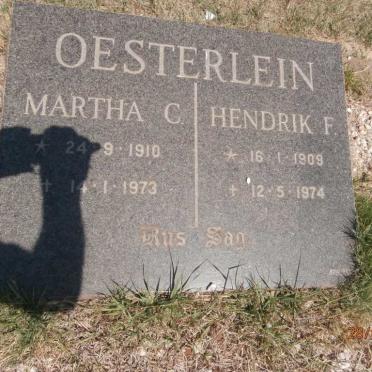 OESTERLEIN Hendrik F. 1909-1974 &amp; Martha C. 1910-1973