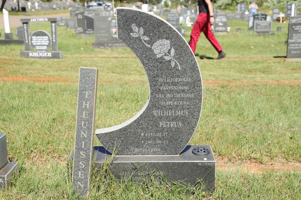 THEUNISSEN Wilhelmus Petrus 1932-2001