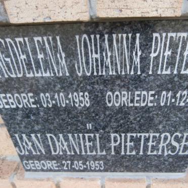 PIETERSE Jan Daniel 1953- &amp; Magdelena Johanna 1958-2017