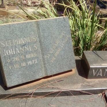 HEERDEN Stephanus Johannes, van 1895-1973 &amp; Elizabeth Johanna 1903-1990