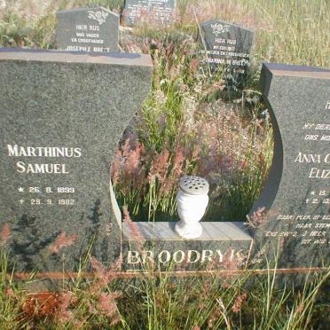 BROODRYK Marthinus Samuel 1899-1982 &amp; Anna Catherina Elizabeth 1911-1980