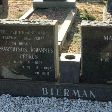 BIERMAN Marthinus Johannes Petrus 1907-1987 &amp; Mammie 1899-1991
