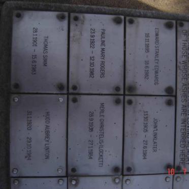 Plaque 4