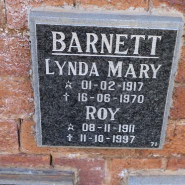 BARNETT Roy 1911-1997 &amp; Lynda Mary 1917-1970