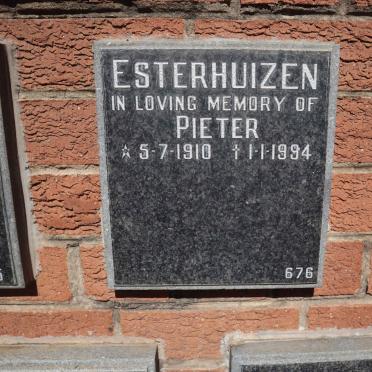 ESTERHUIZEN Pieter 1910-1994