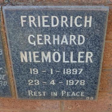 NIEMÖLLER Friedrich Gerhard 1897-1978