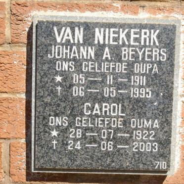 NIEKERK Johann A. Beyers, van 1911-1995 &amp; Carol 1922-2003