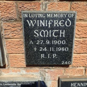 SMITH Winifred 1900-1980