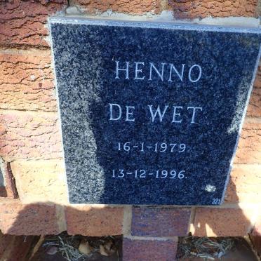 WET Henno, de 1979-1996