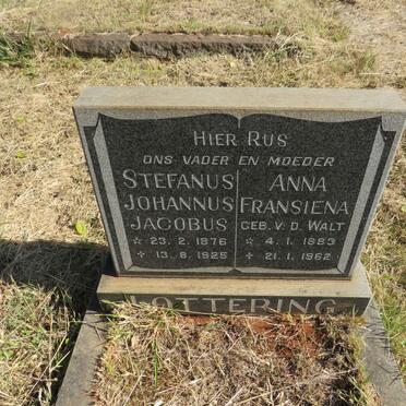 LOTTERING Stephanus Johannes Jacobus 1876-1925 & Anna Fransiena V.D. WALT 1883-1962