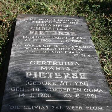 PIETERSE Johannes Christiaan 1909-1989 &amp; Gertruida Maria STEYN 1908-1991