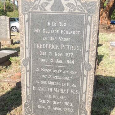 ROOYEN Frederick Petrus, van 1877-1944 &amp; Elizabeth Maria C.W.S. BEUKES 1889-1968