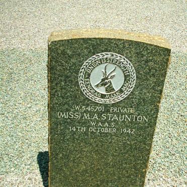 STUANTON M.A. -1942