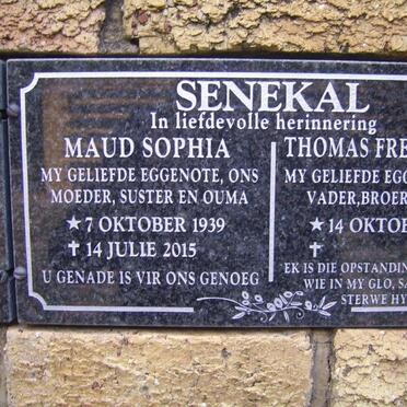 SENEKAL Thomas Frederick H. 1936- &amp; Maud Sophia 1939-2015