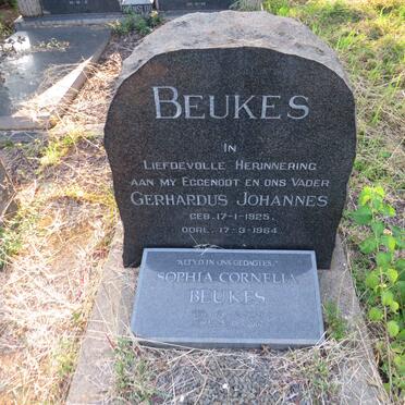 BEUKES Gerhardus Johannes 1925-1964 & Sophia Cornelia 1921-2002 _1