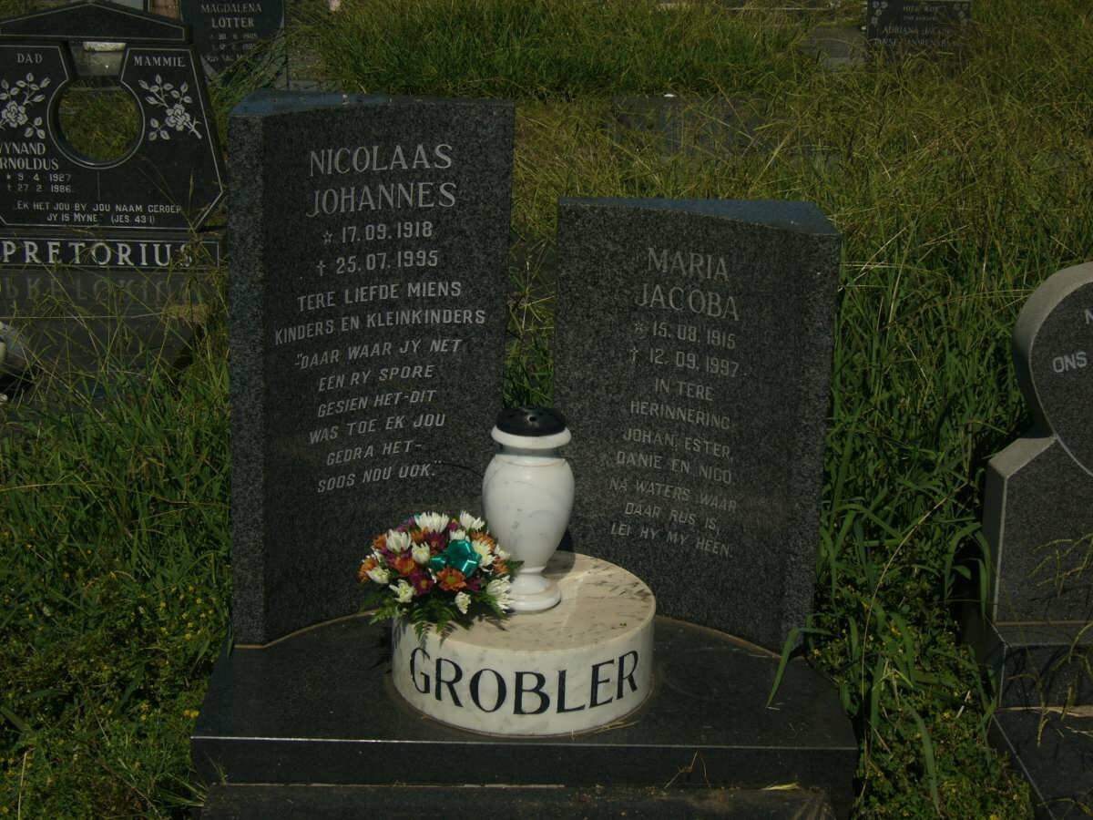 GROBLER Nicolaas Johannes 1918-1995 &amp; Maria Jacoba 1915-1997