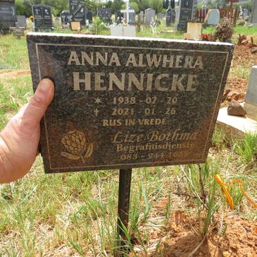 HENNICKE Anna Alwhera 1938-2021
