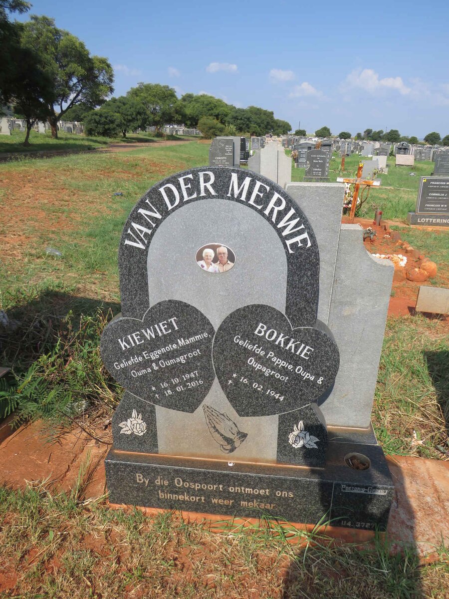 MERWE Bokkie, van der 1944- & Kiewiet 1947-2016