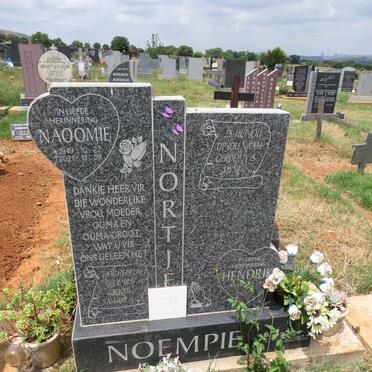 NORTJE Hendrik 1947- & Naoomie 1949-2021 