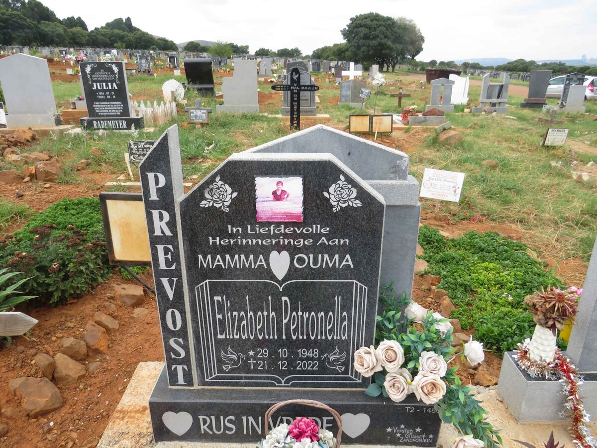PREVOST Elizabeth Petronella 1948-2022