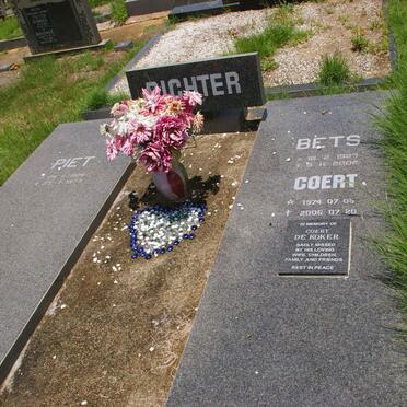RICHTER Piet 1925-1977 &amp; Bets 1927-2002 :: DE KOKER Coert 1974-2006