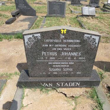 STADEN Petrus Johannes, van 1910-1984 & Susanna Sophia 1925-2004