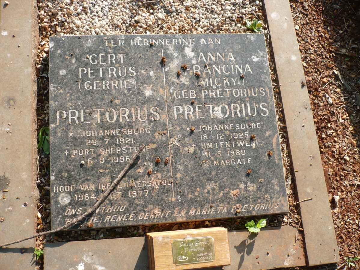 PRETORIUS Gert Petrus 1921-1996 &amp; Anna Francina PRETORIUS 1925-1988
