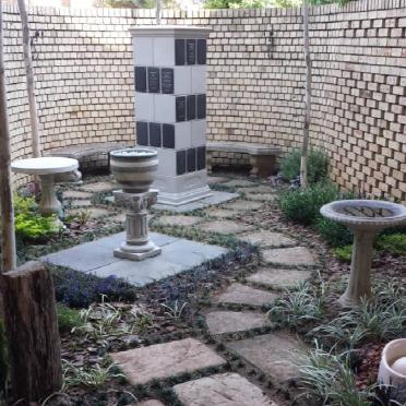 Gauteng, Pretoria, GARSFONTEIN, Garsfontein NG Kerk, Muur van Herinnering