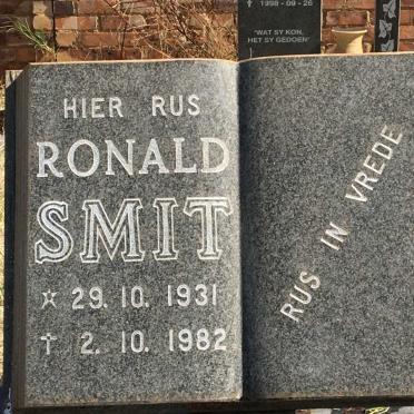 SMIT Ronald 1931-1982