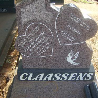 CLAASSENS Jacobus 1924-2005 &amp; Johanna Machel Petronella 1918-2005