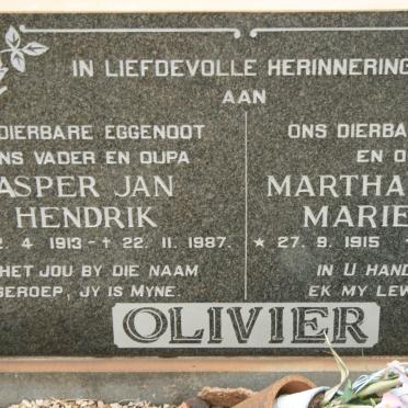 OLIVIER Casper Jan Hendrik 1913-1987 &amp; Martha Maria Marietjie 1915-