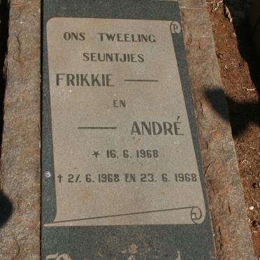 REYNECKE Frikkie 1968-1968 :: REYNECKE André 1968-1968